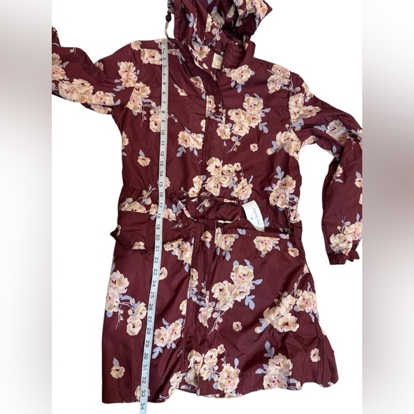 NWT Vera Bradley Women's Packable Water-Resistant Raincoat Maroon Sz SM 4/6 - Picture 9 of 10